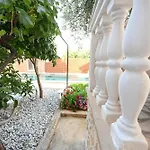 Brane Apartments With Shared Swimming Pool Апартаменти