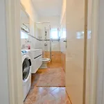 דירה Brane Apartments With Shared Swimming Pool