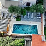 Brane Apartments With Shared Swimming Pool דירה זאדאר