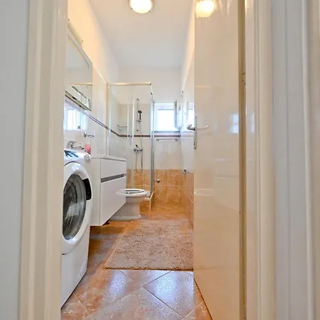 Brane With Swimming Pool *