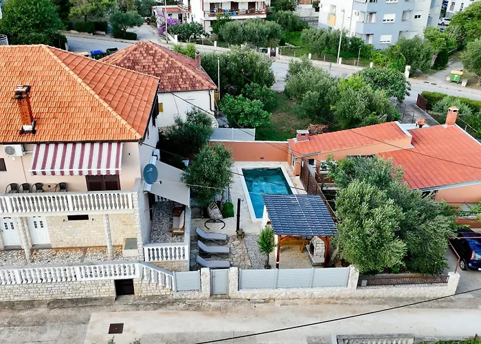 Brane With Swimming Pool Appartamento Zara