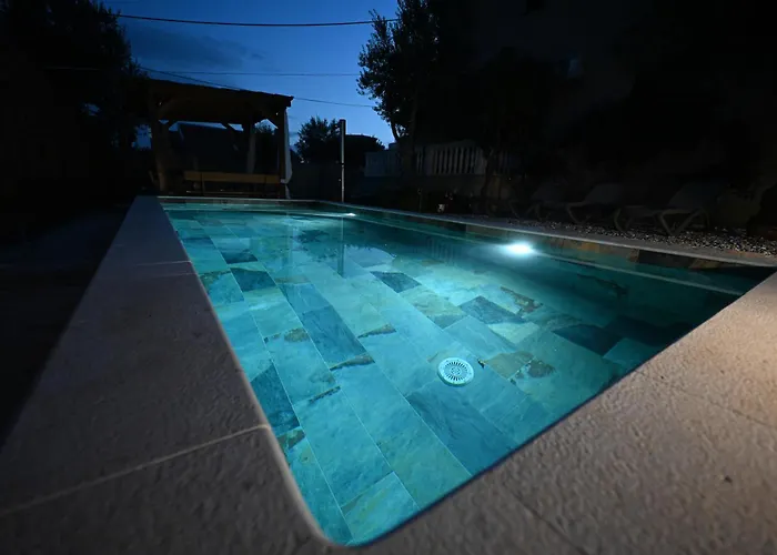 Appartamento Brane With Swimming Pool *