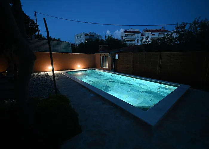 Brane With Swimming Pool *