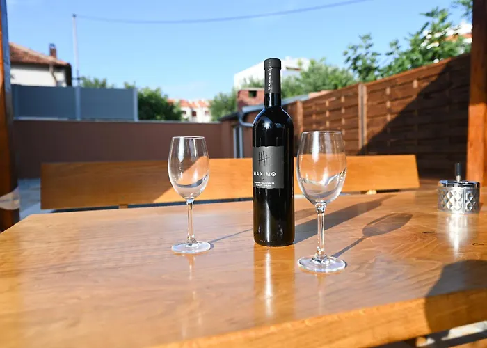 Brane With Swimming Pool *